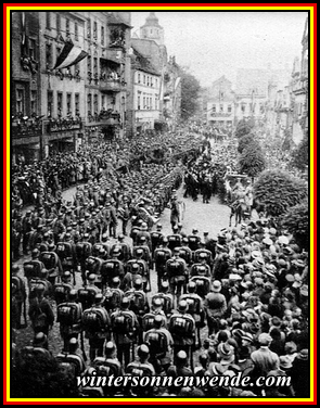 Einzug deutscher Truppen in das befreite Kreuzburg.