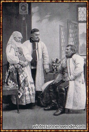Siebenbügisch-sächsische Familie in Festtracht