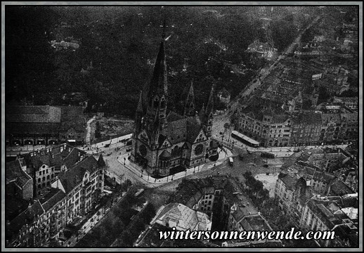 Luftaufnahme, Kaiser-Wilhelm-Gedächtniskirche, Berlin.