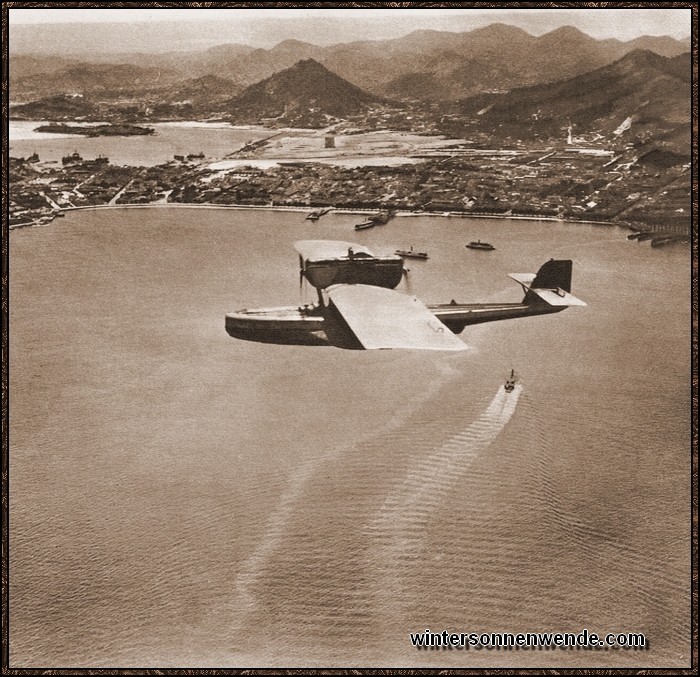 Ein Dornier-Flugboot, ein Wunderwerk deutscher Technik, über der malerischen
Bucht von Rio de Janeiro.