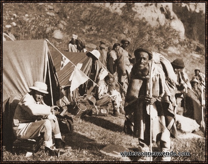 Expeditionslager der deutschen 
Nanga-Parbat-Expedition im oberen Teil des Buldartales, Himalaja, Pakistan.