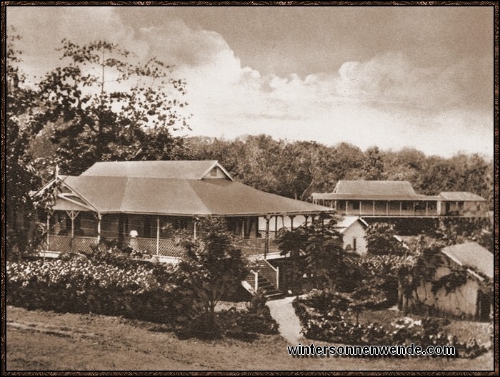 Diese luftigen Häuser wurden den deutschen Beamten in Namanula
gebaut.