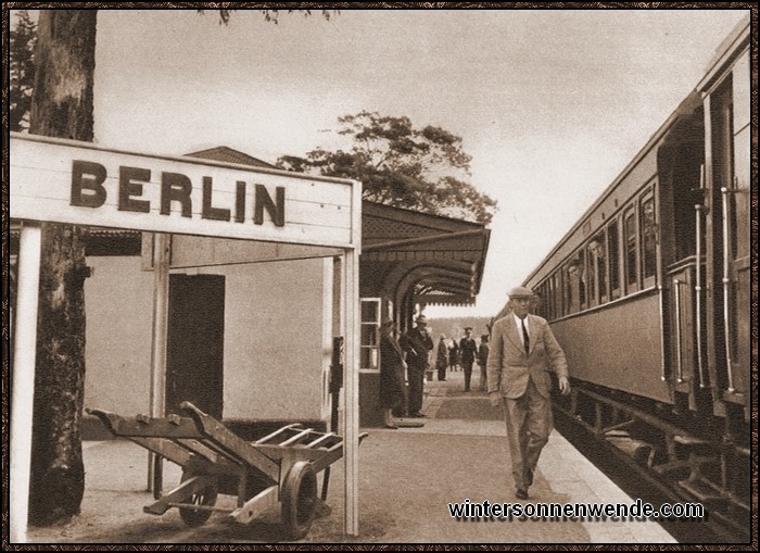 Überall in Afrika stößt man auf Spuren deutscher Siedler. Das Bild
zeigt den Hauptbahnhof von Berlin auf der Strecke von East London nach King
Williamstown.