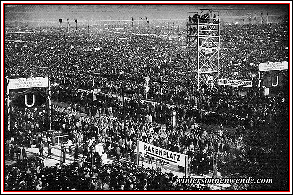 Tag der nationalen Arbeit in Berlin, 1. Mai 1933.