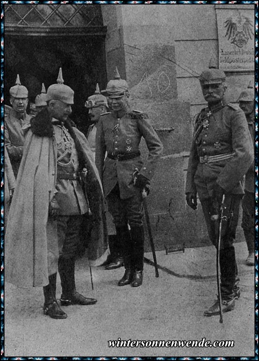 Se. Majestät mit Generalfeldmarschall von Mackensen.