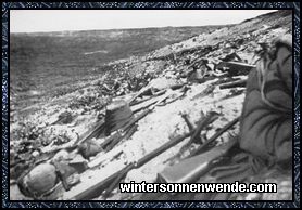 Die südlichen Steilhänge zum Fort Douaumont nach dem gewaltigen Sturm.