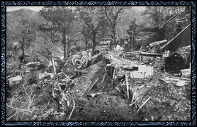 Italienische Artillerie-Stellung an der Paßhöhe vor Cividale.