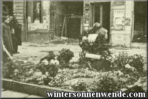 Military grave on a street in Warsaw, a common sight in early October 1939.