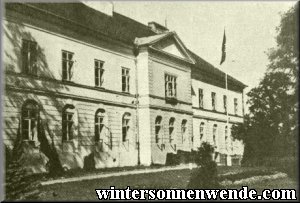 Headquarters of the County Administrator in Lowitsch.